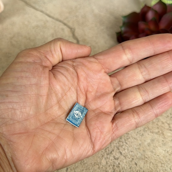 Silver box chain and small floral secret Quran book charm Farsi Persian - Picture 12 of 15